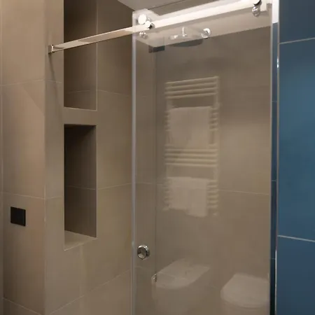 Colour 4* Νάπολη