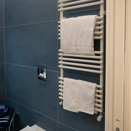 Colour לינה וארוחת בוקר