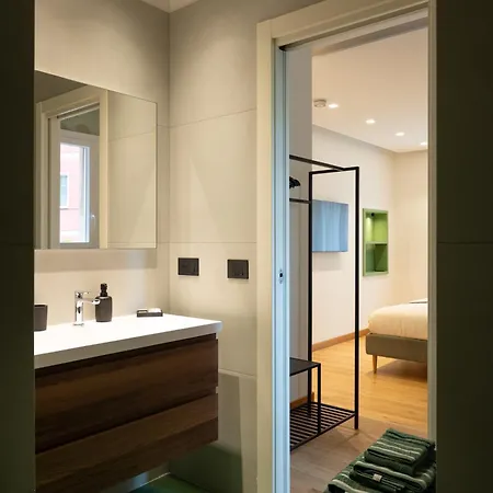 Bed & Breakfast Colour 4*