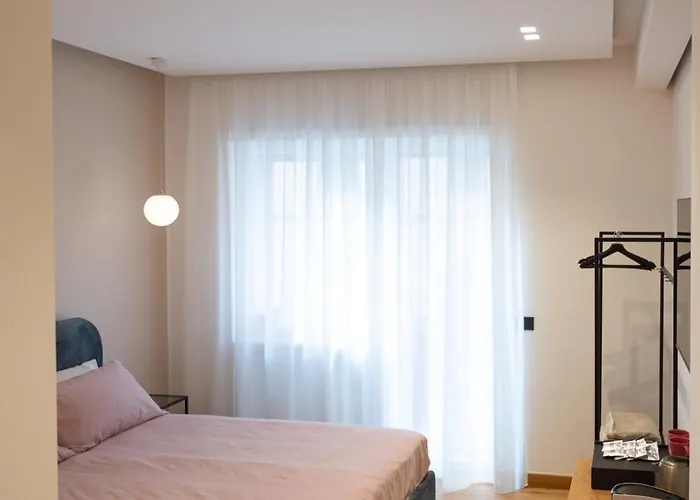 فندق مبيت وإفطار Colour نابولي