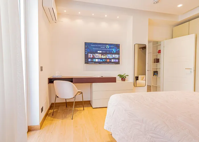 فندق مبيت وإفطار Colour نابولي