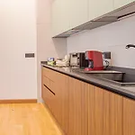 Bed & Breakfast Colour 4*